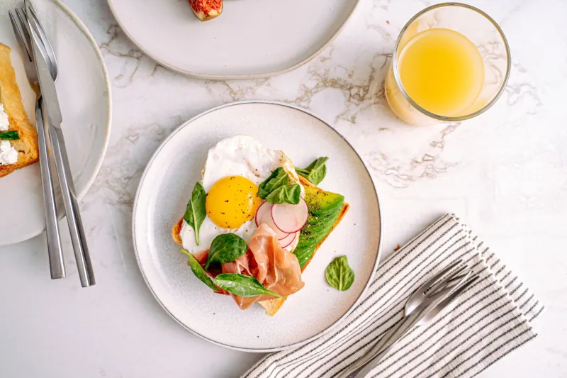 How Eating More at Breakfast Tricks Your Body Into Wanting Less Later